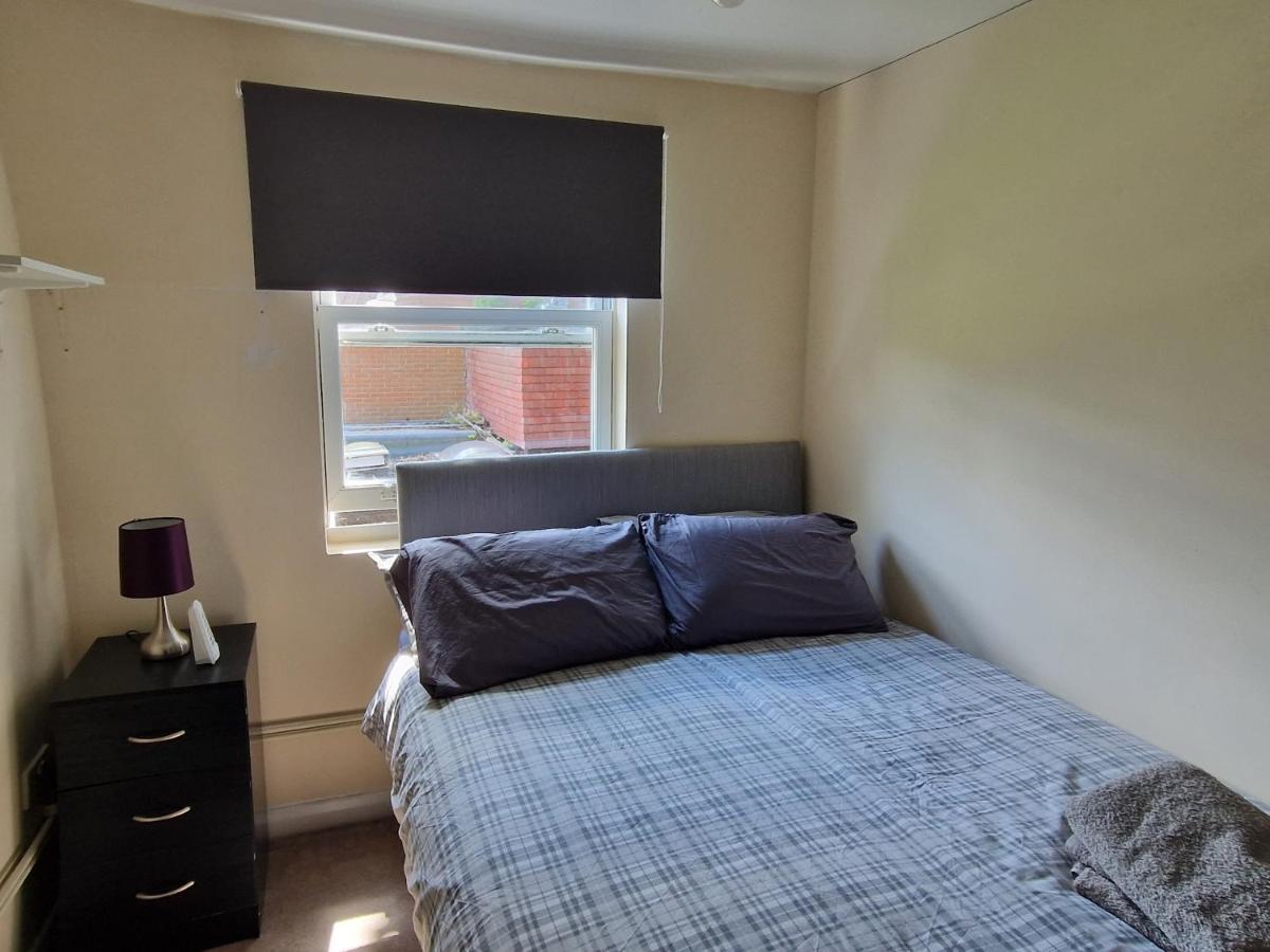 Maidstone Heights III - 1 Bedroom In Maidstone! Dış mekan fotoğraf