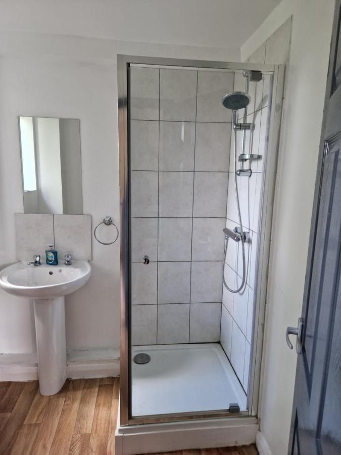 Maidstone Heights III - 1 Bedroom In Maidstone! Dış mekan fotoğraf